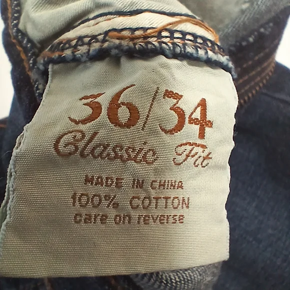 NEW Tommy Bahama Classic Blue Denim Jeans Men's Size 36×34 - Picture 7 of 9